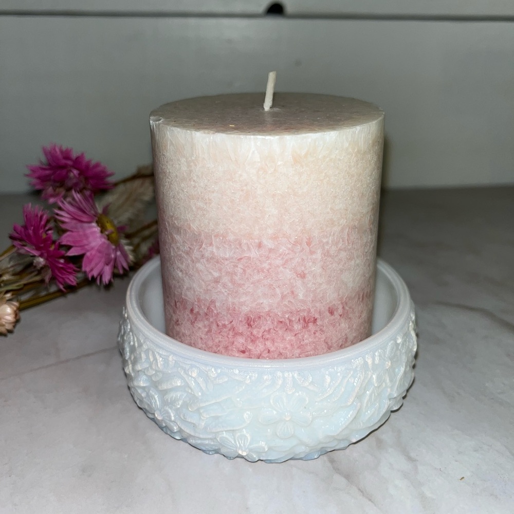AVON WHITE GLASS DISH – MULTI-PURPOSE